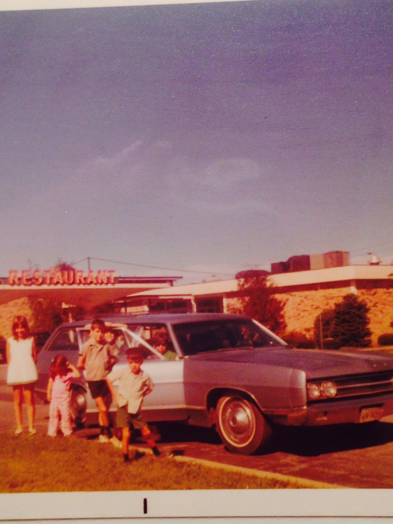 Illustration for article titled Cars I grew up with. Early 70's and 80's edition.
